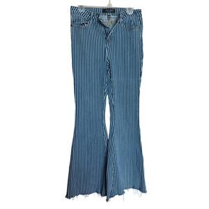 Judy Blue Super Flare 9/29 Pinstripe